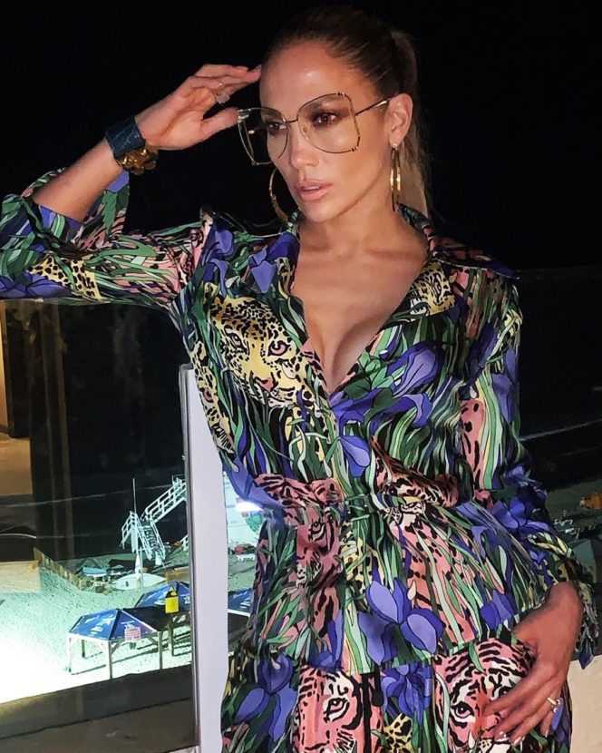 jlo money outfit